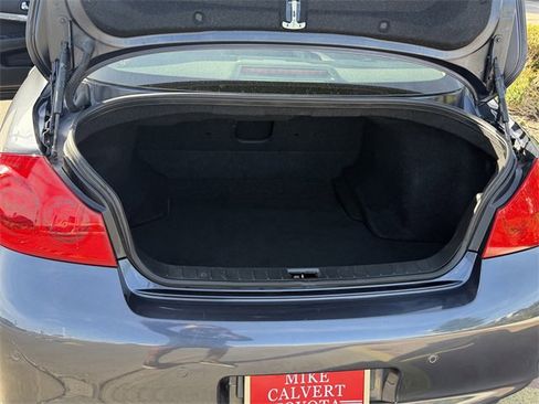 Used 2013 INFINITI G37 x w/ Premium Pkg image 27