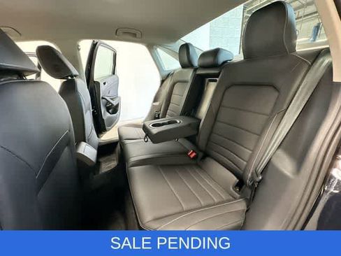 Used 2024 Volkswagen Jetta SE FWD image 19