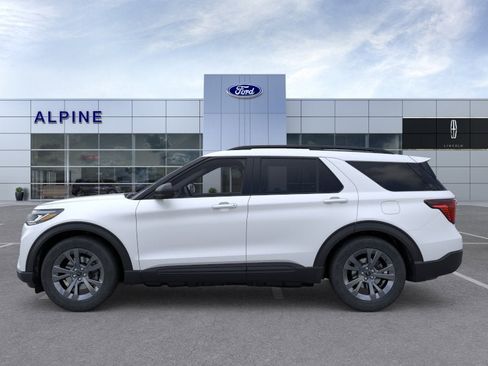 New 2026 Ford Explorer Active w/ Active Comfort Package AWD/4WD image 3