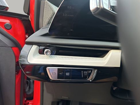 Certified 2025 Cadillac Optiq Sport 2 image 29