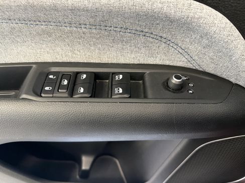 Used 2023 Jeep Compass Sport AWD/4WD image 19