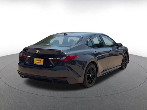 Used 2026 Toyota Camry SE FWD image 14