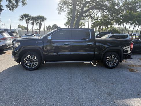 Used 2026 GMC Sierra 1500 Denali Ultimate image 3