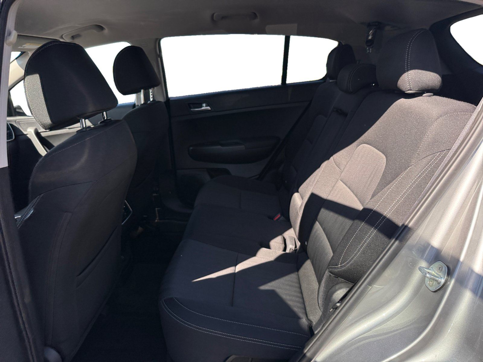 Used 2020 Kia Sportage LX FWD image 16
