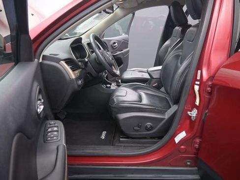 Used 2016 Jeep Cherokee Limited AWD/4WD image 10
