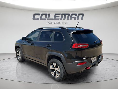 Used 2015 Jeep Cherokee Trailhawk w/ Comfort/Convenience Group AWD/4WD image 3