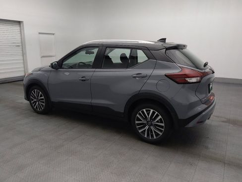 Used 2023 Nissan Kicks SV FWD image 3