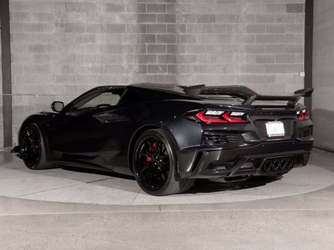 Used 2024 Chevrolet Corvette Z06 w/ Z07 Performance Package RWD image 6