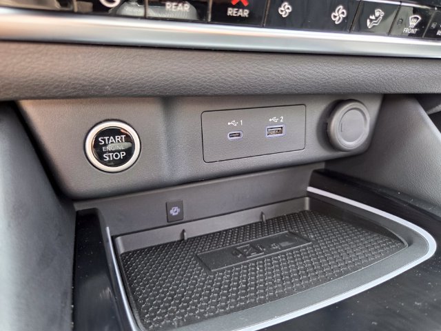 Used 2023 Nissan Rogue Platinum w/ Platinum Premium Package FWD image 27