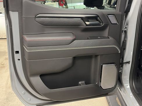 Used 2024 GMC Sierra 1500 AT4X image 23