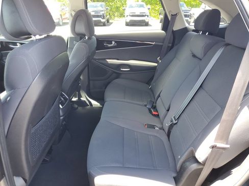 Used 2016 Kia Sorento AWD image 27