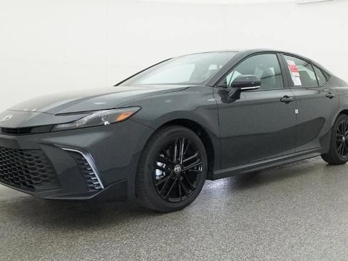 New 2026 Toyota Camry SE image 17