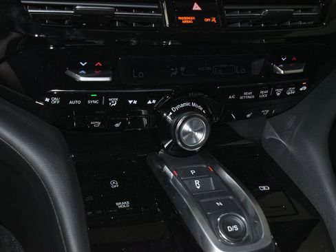 Used 2024 Acura MDX SH-AWD image 18