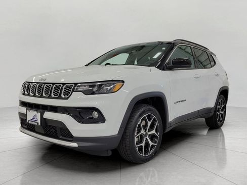 Used 2025 Jeep Compass Limited AWD/4WD image 39
