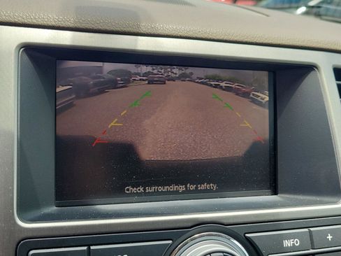 Used 2015 Nissan Armada SV AWD/4WD image 35
