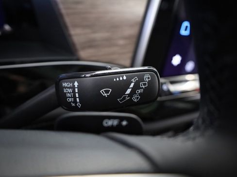 New 2026 Volkswagen Atlas SEL Premium R-Line image 28