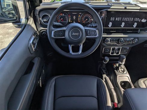 New 2026 Jeep Wrangler Sahara w/ Technology Group image 17
