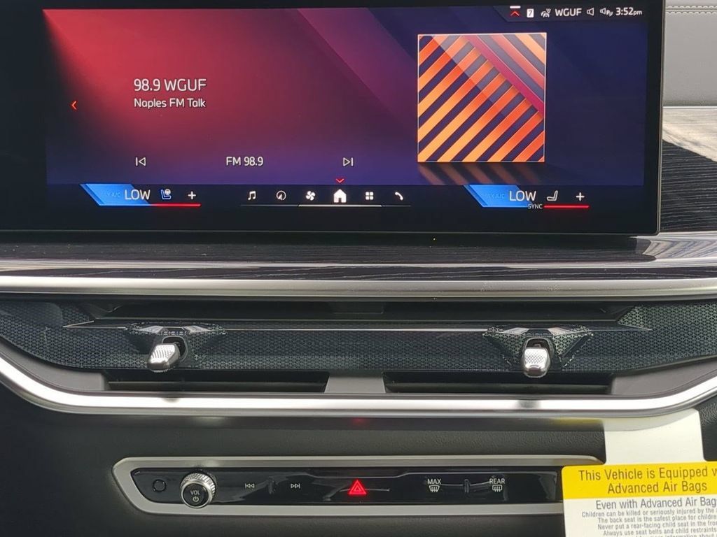 New 2026 BMW X5 xDrive40i w/ M Sport Package AWD/4WD image 18