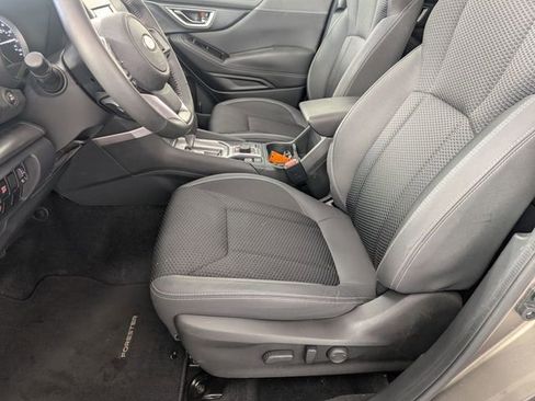 Used 2021 Subaru Forester Premium image 13
