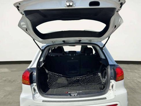 Used 2011 Mitsubishi Outlander Sport SE AWD/4WD image 10