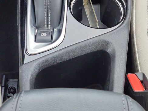 Used 2021 Buick Encore GX Essence w/ Advanced Technology Package image 20