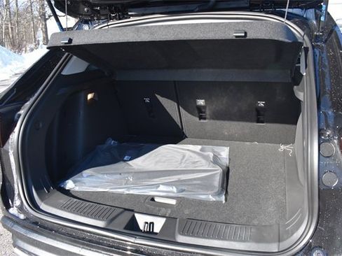 New 2026 Chevrolet Trax LT w/ LT Convenience Package image 16