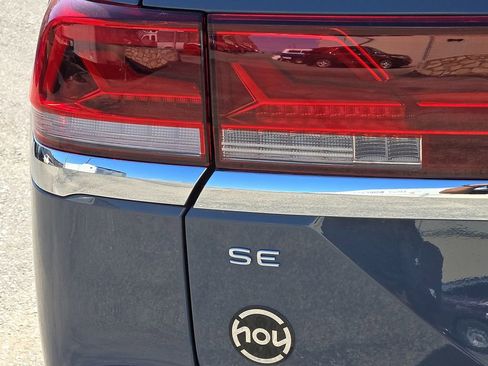 New 2026 Volkswagen Atlas SE FWD image 9