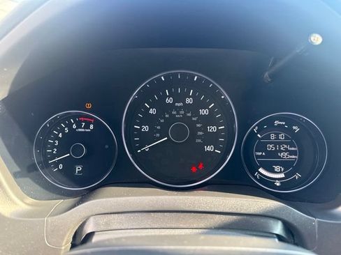 Used 2018 Honda HR-V EX image 16