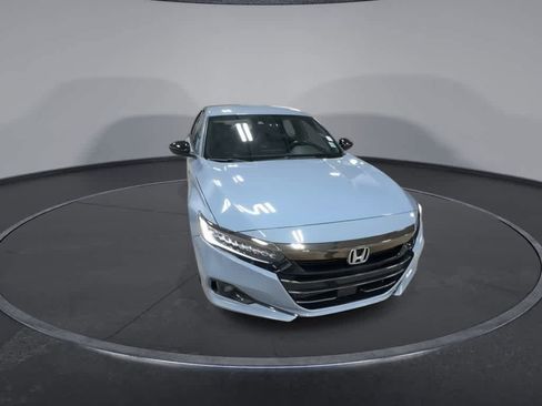 Used 2022 Honda Accord Sport image 5