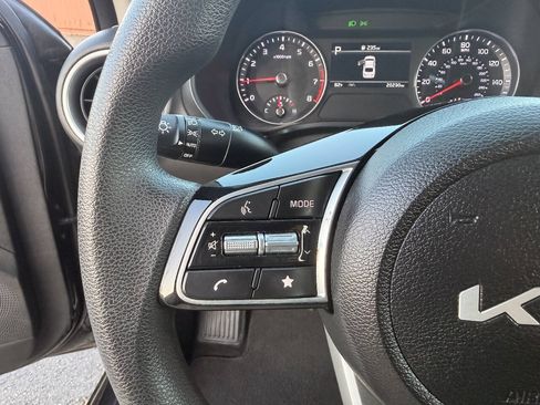 Used 2024 Kia Forte LXS FWD image 37