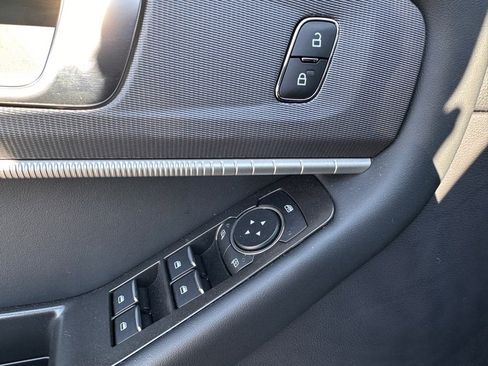 Certified 2025 Ford Explorer ST-Line image 15