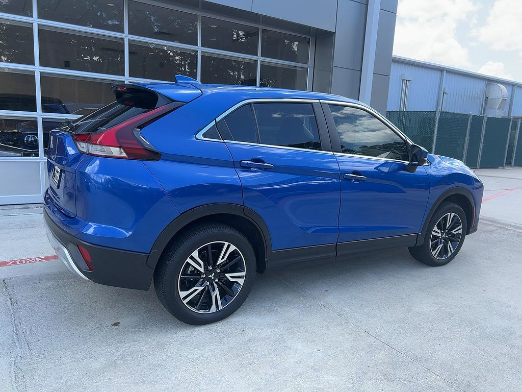 Used 2025 Mitsubishi Eclipse Cross AWD image 2