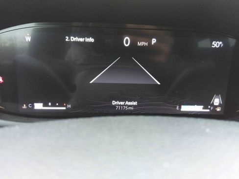 Used 2024 Jeep Wagoneer Series II w/ Flexible Seating Group RWD image 5