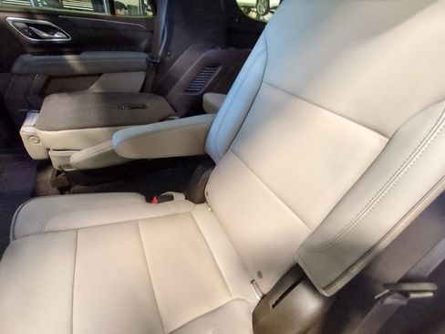 Used 2021 GMC Yukon SLT w/ SLT Luxury Plus Package image 20