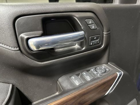 Used 2021 GMC Sierra 2500 SLT w/ SLT Convenience Package image 20