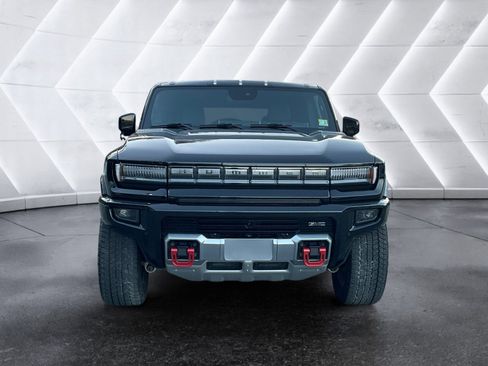 Certified 2025 GMC Hummer EV 3X w/ LPO, Sport Package AWD/4WD image 9