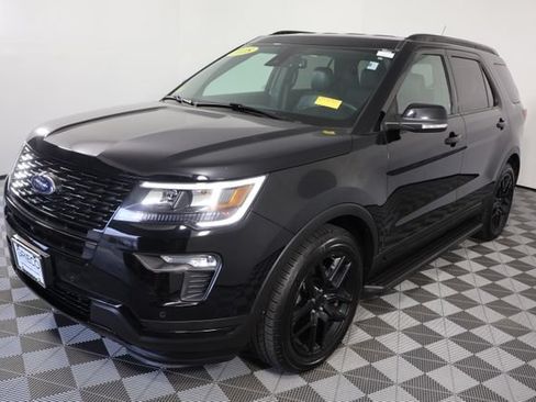 Used 2018 Ford Explorer Sport w/ Equipment Group 401A AWD/4WD image 4