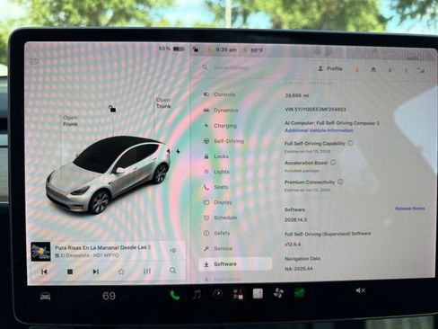 Used 2021 Tesla Model Y Long Range AWD/4WD image 24
