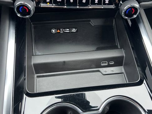 Used 2025 Chevrolet Tahoe LT AWD/4WD image 29