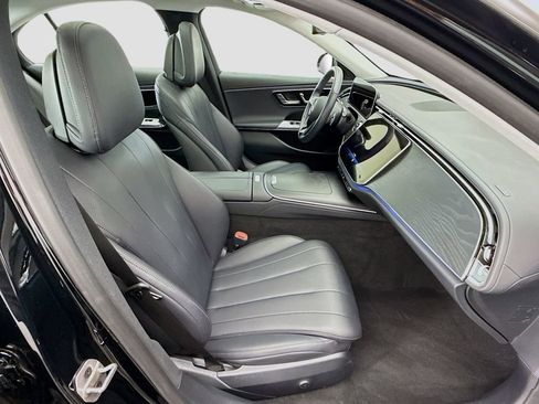 Certified 2025 Mercedes-Benz E 350 Sedan image 19