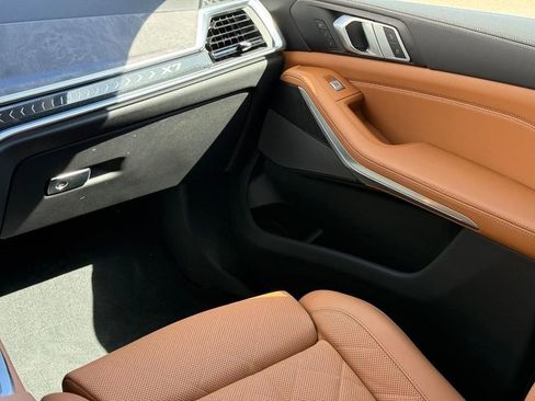Certified 2023 BMW X7 xDrive40i w/ Premium Package image 15