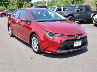Used 2026 Toyota Corolla LE FWD video 1