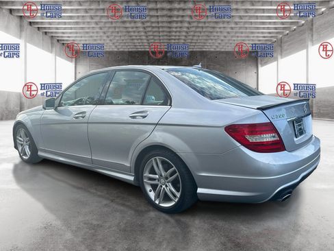 Used 2012 Mercedes-Benz C 300 4MATIC Sedan image 7