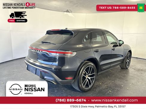 Used 2022 Porsche Macan image 11
