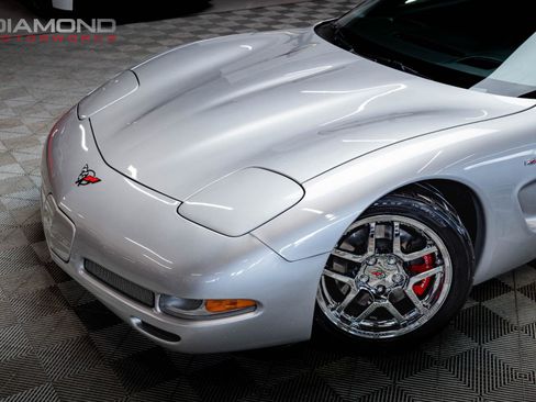Used 2002 Chevrolet Corvette Z06 w/ Memory Pkg image 10