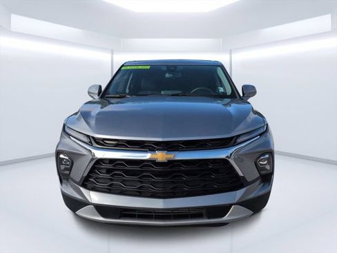 Used 2025 Chevrolet Blazer LT FWD image 8