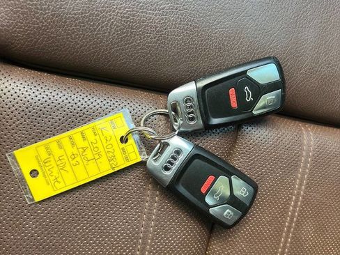 Used 2019 Audi Q5 2.0T Premium Plus image 17