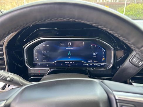 Used 2025 Chevrolet Silverado 2500 LT w/ Convenience Package image 15