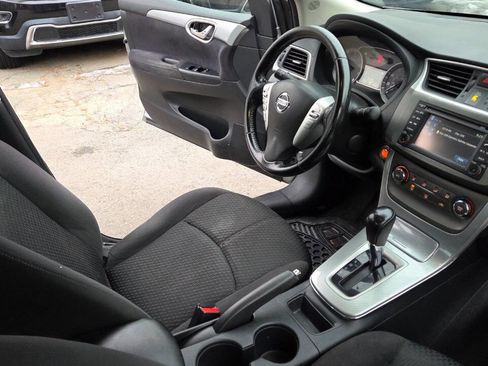 Used 2013 Nissan Sentra SR w/ Driver Pkg image 36