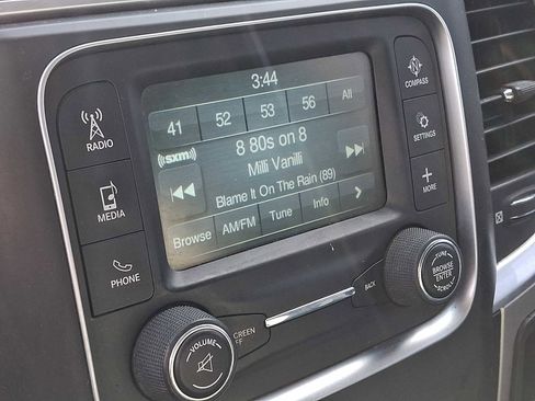 Used 2018 RAM 2500 SLT image 14